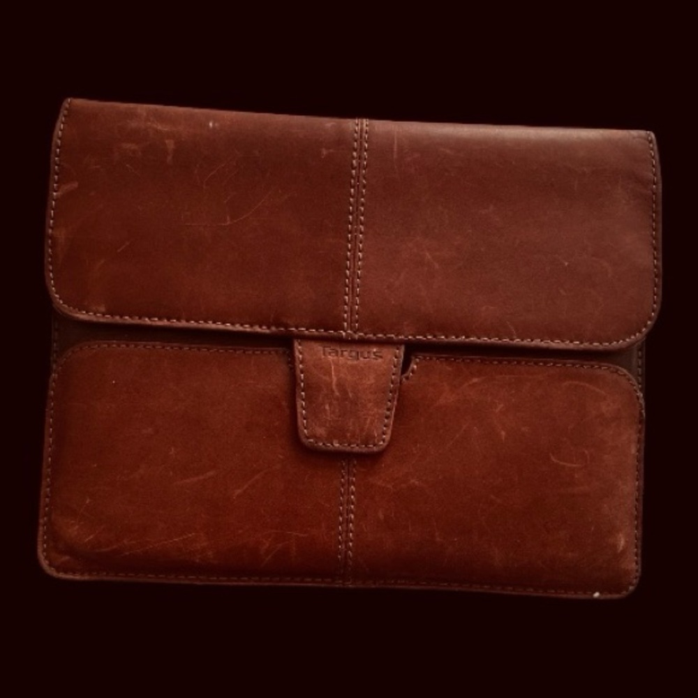 Targus Brown Saddle Leather Case for iPad | Brown | Preowned